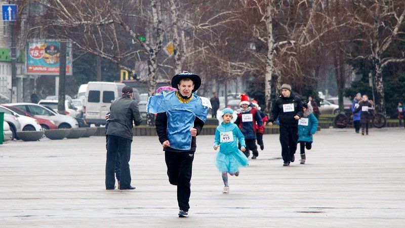 У Дніпрі відбувся благодійний легкоатлетичний «Забіг Миколайчиків» 5