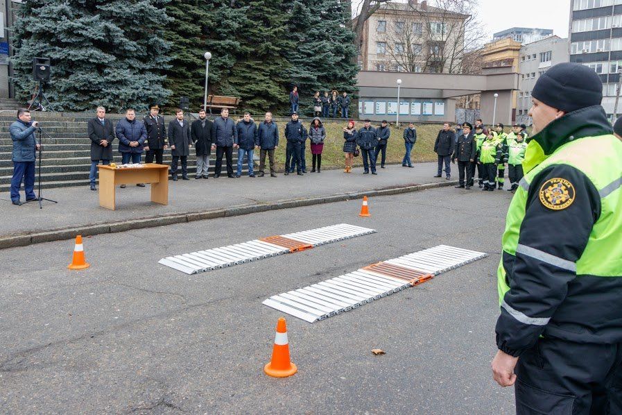 У Дніпрі з'явилися мобільні комплекси для зважування вантажівок 1