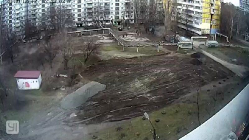 Получат ли жители Тополя-2 сквер вместо парковки 5