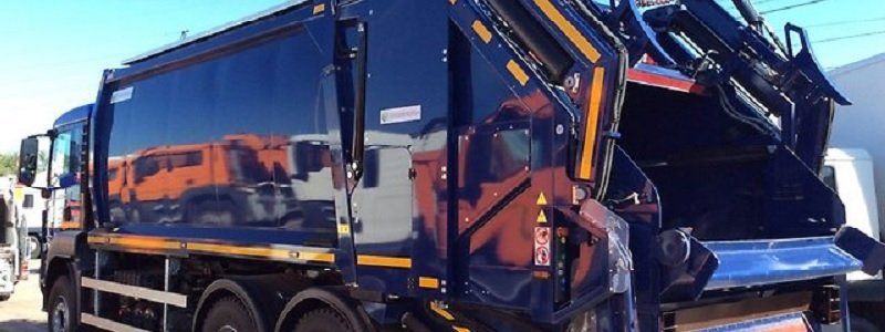 В Днепре хотят купить мусоровозов на 145 млн грн. Смогут ли?