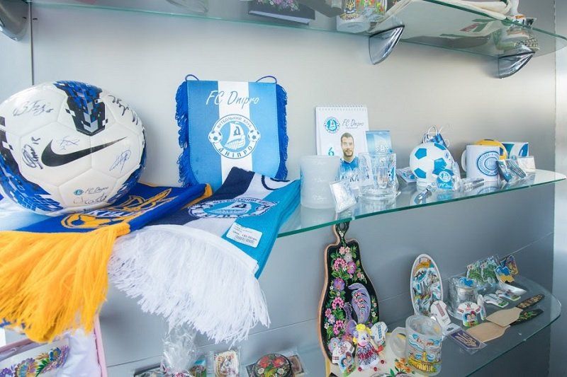 Во сколько обошелся Днепру туристический центр на площади Героев Майдана 1