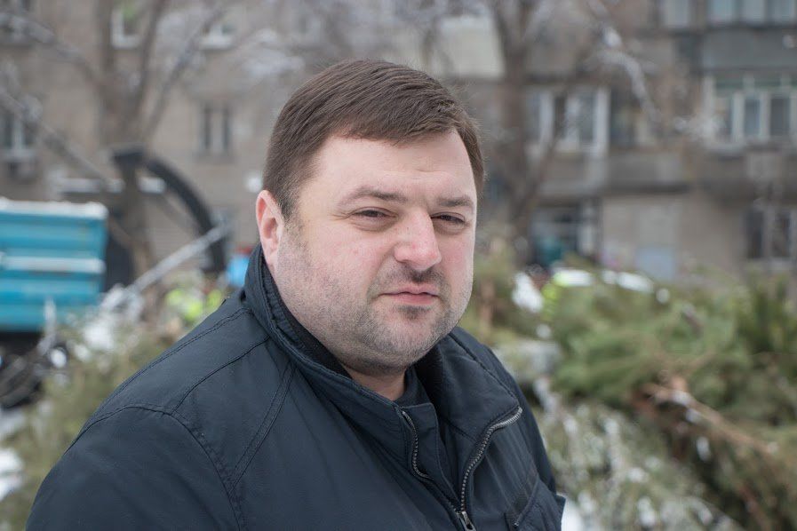 У Дніпрі триває утилізація новорічних ялинок 1