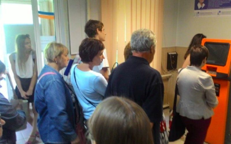 Для ЦНАПов Днепра закупают станции для оформления загранпаспортов и ID-карт 2