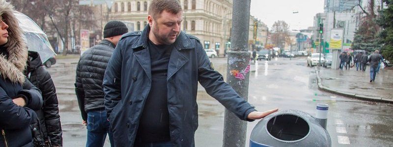 В Днепре потратят 21 млн грн на новую порцию столбиков, урн и лавок