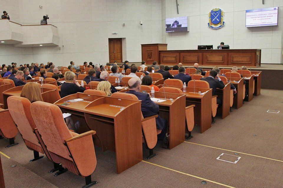 ГСЧС в суде закрывает школы и садики Днепропетровщины. Узнай, какие 3