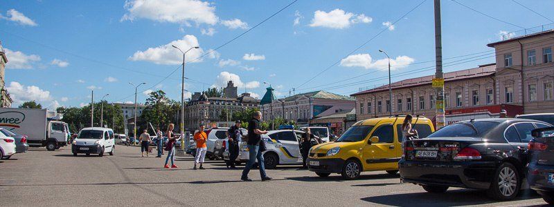 выезд с парковки