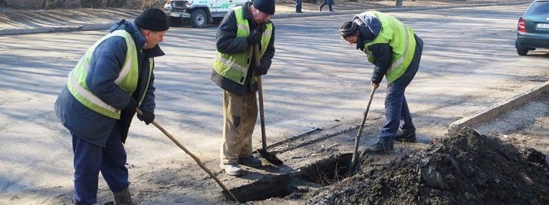 В Днепре решили проинспектировать ливневки