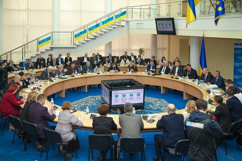 Как Днепропетровщина переходит на новые стандарты образования 2