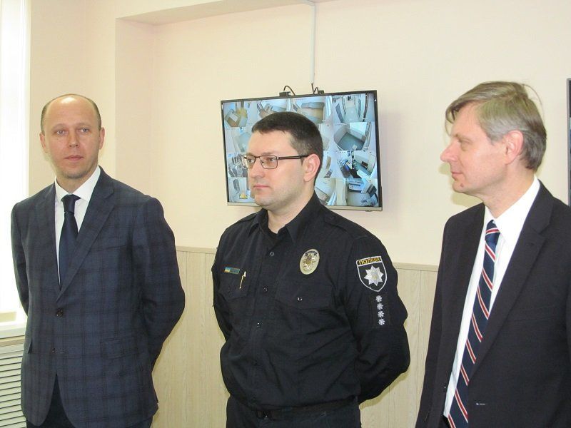 В Днепре камеры ИВС взяли под видеонаблюдение 3