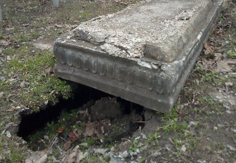 Кладбища в Таромском: передел бизнеса или дорогие похороны 10