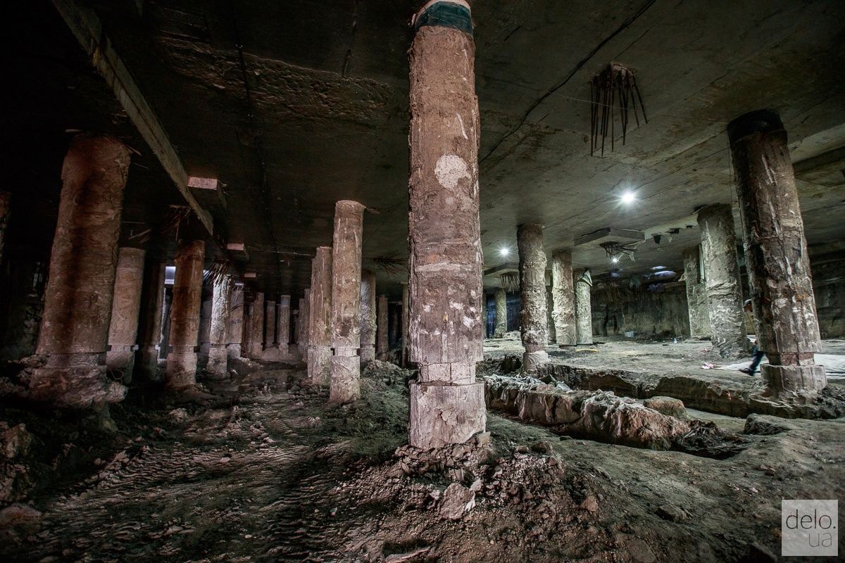 Строительство ТРЦ на Почтовой площади остановлено. Появится ли там музей истории Киева? 5