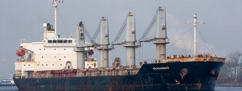 Откуда горючее на днепровских заправках