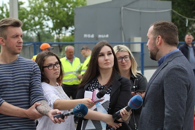 Асфальтобетонный завод в Новомосковске: зачем нужен и что там делал Омелян 12