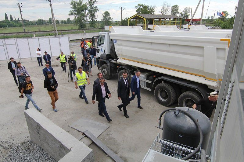 Асфальтобетонный завод в Новомосковске: зачем нужен и что там делал Омелян 20