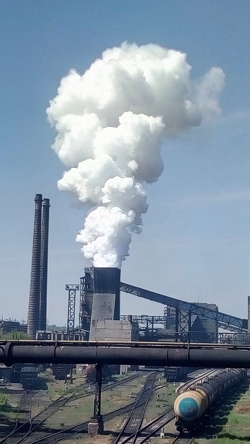 Почему в Днепре воняет тухлыми яйцами и когда это кончится 3