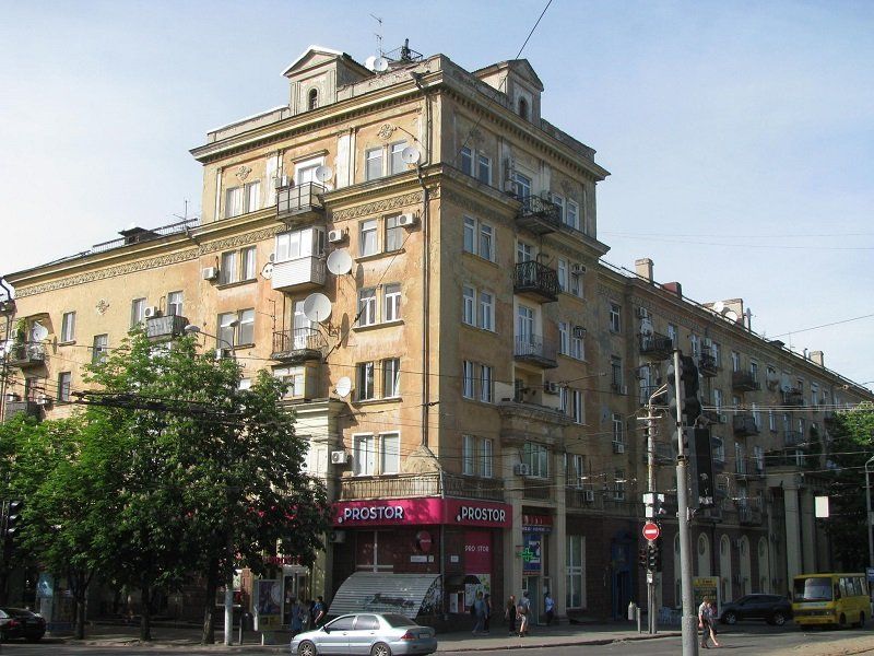 Что историки и архитекторы думают о ремонте фасадов в центре Днепра 13