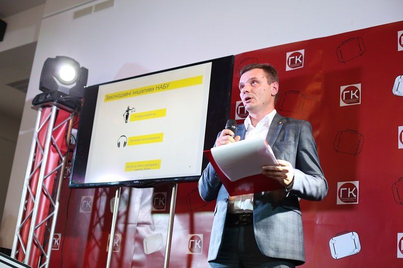 Почему пойманные НАБУ коррупционеры не сидят в тюрьме 2