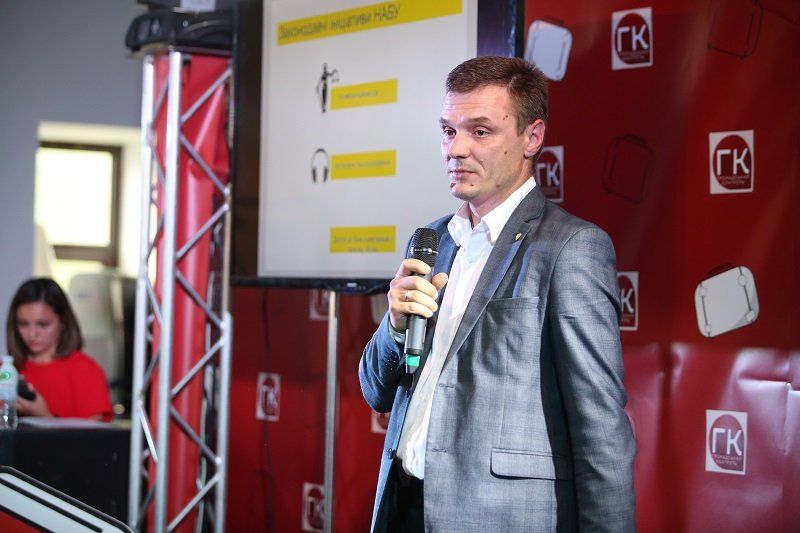 Почему пойманные НАБУ коррупционеры не сидят в тюрьме 4