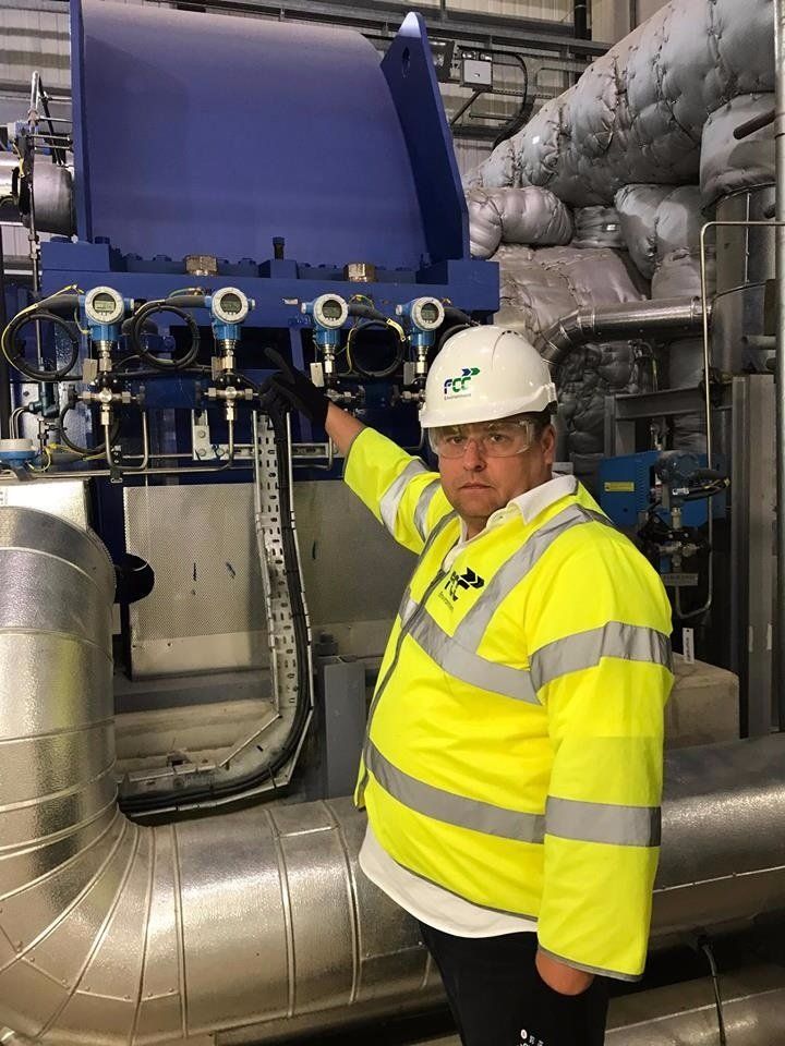 Сможет ли Днепр решить проблему мусора во дворах и на улицах 6