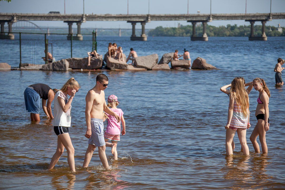 Насколько безопасно купаться в Днепре и пить из него 2