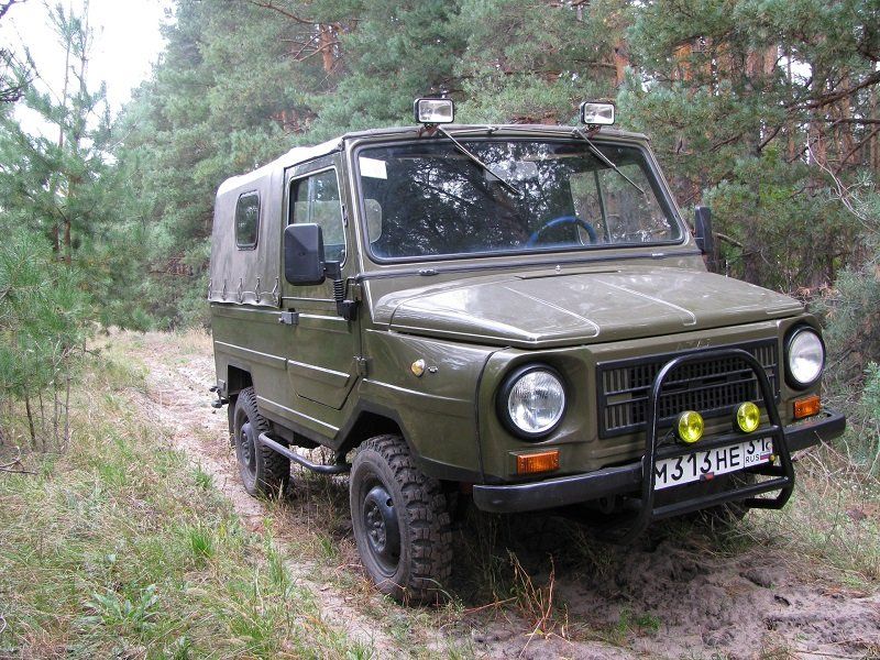 Авторейтинг депутатов Киевсовета: Lexus за 4 тыс. грн и БРДМ-2 с боевым модулем 5