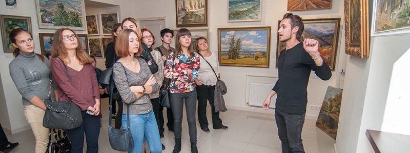 На последователей Малевича и Мунка в Днепре потратят до миллиона гривен