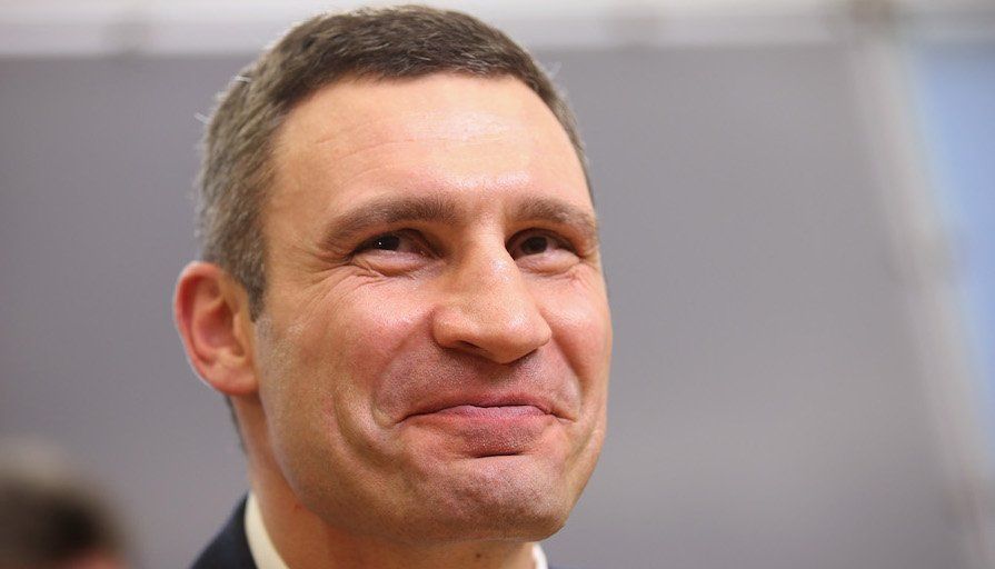 Обладатель званий «Почетный» и «Вечный» чемпион мира по боксу в версии WBC, бывший чемпион мира по боксу среди профессионалов по версиям WBO (1999—2000), кандидат наук в области физического воспитания и спорта, городского голова Киева Виталий Кличко