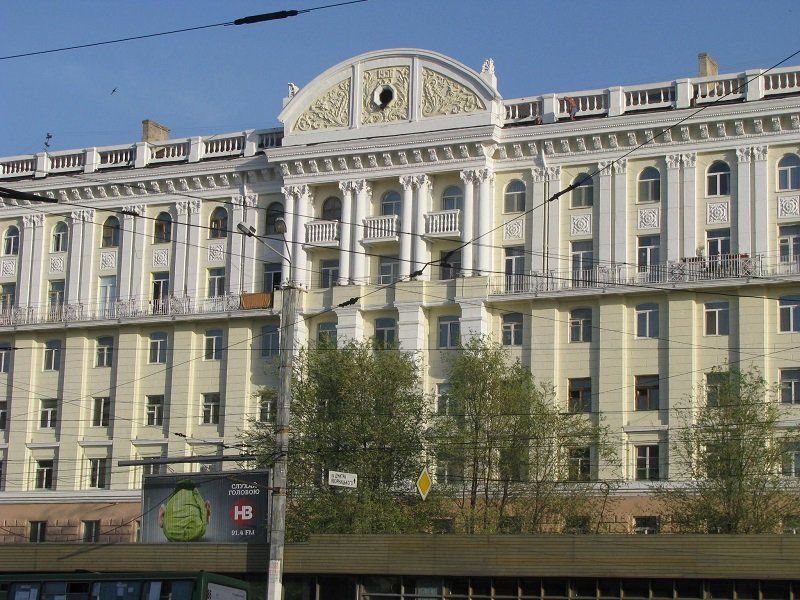 В Днепре будут судить директора предприятия за ремонт фасадов в центре города 1