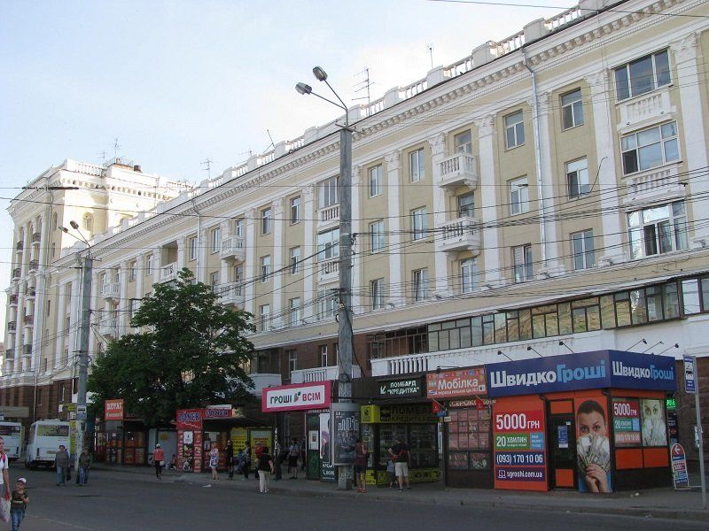 В Днепре будут судить директора предприятия за ремонт фасадов в центре города 3