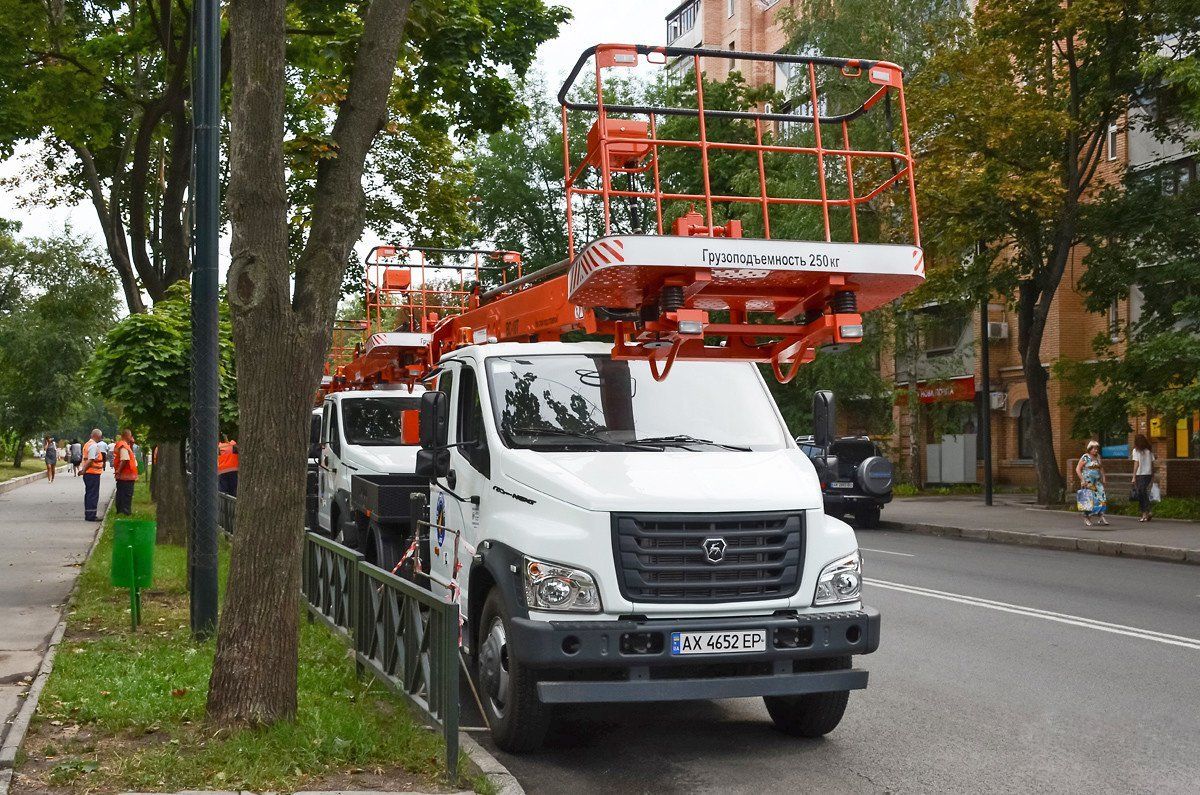 Автогидроподъемник ВС-18Т на шасси ГАЗ-С42ЮЗ