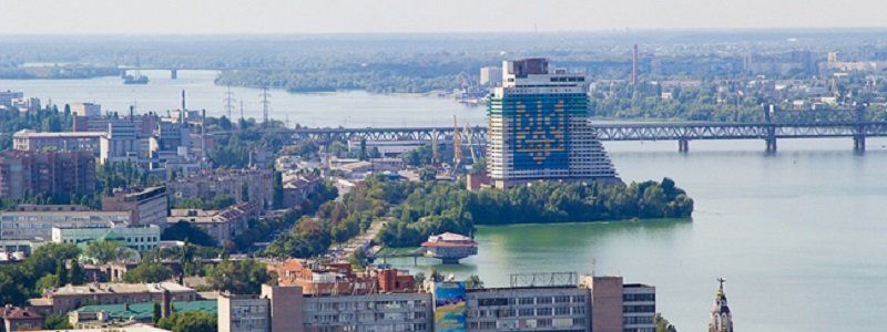 Для Дня города в Днепре разрисуют рюкзаки и напечатают карты на 132 тысячи