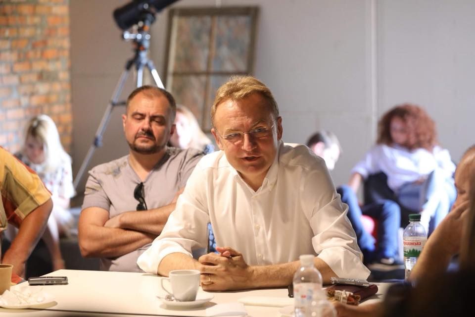 Андрей Садовой на встрече с журналистами в Днепре