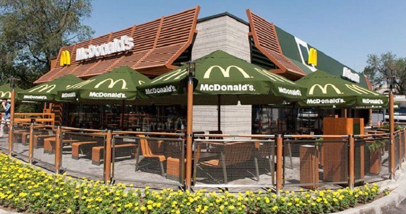 В Днепре перекрасят McDonalds и благоустроят территорию вокруг цирка - новости с градсовета 13
