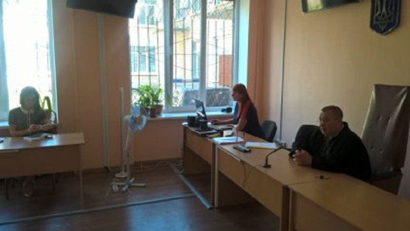 Какое отношение имеет Петр Порошенко к осужденному в Никополе ловцу вирусов 6