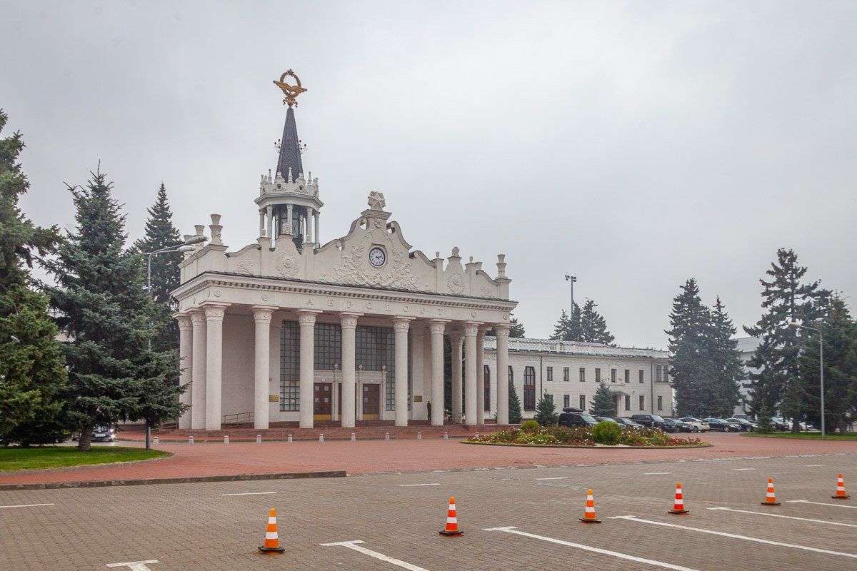 Старое здание аэропорта было также реконструировано