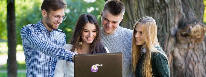 Школьники с Apple и курсы пекарей для людей с инвалидностью: победители Бюджета участия в Киеве