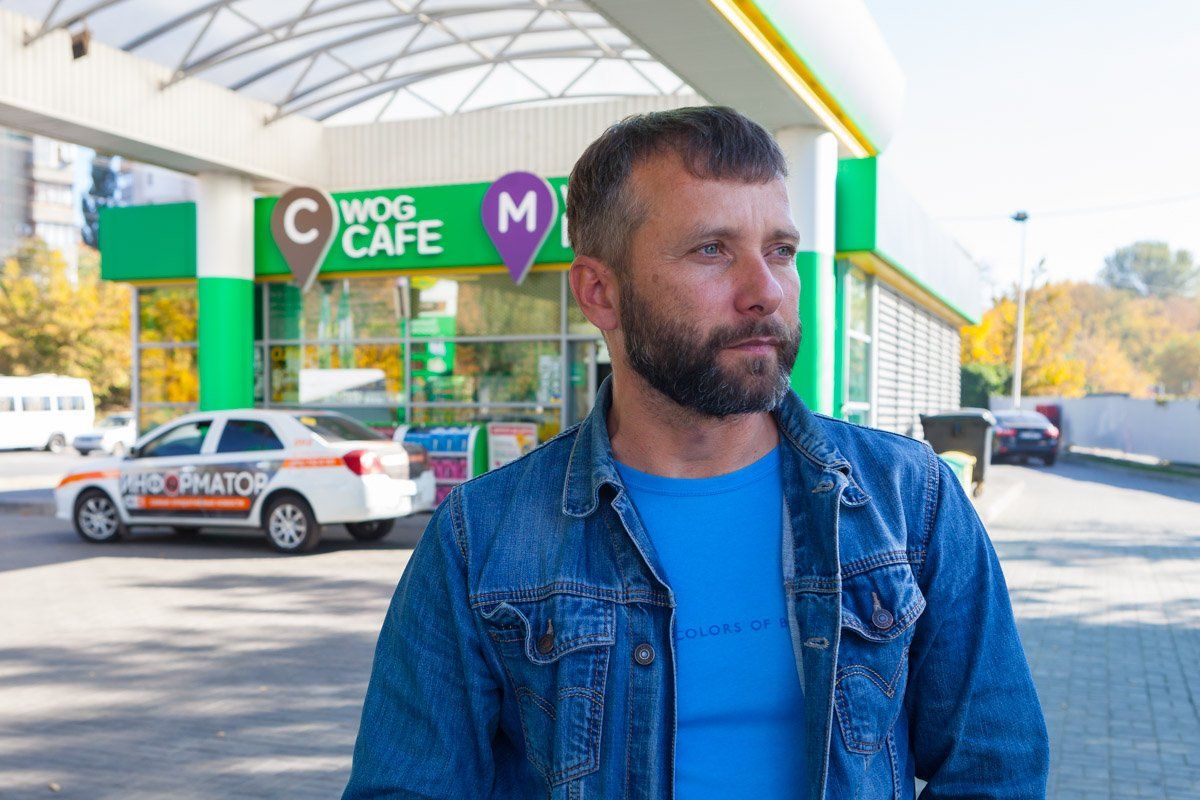 Андрею отказали в заправке