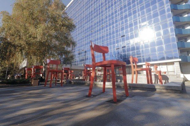 Что в Днепре будут ремонтировать возле центрального корпуса ДНУ 2