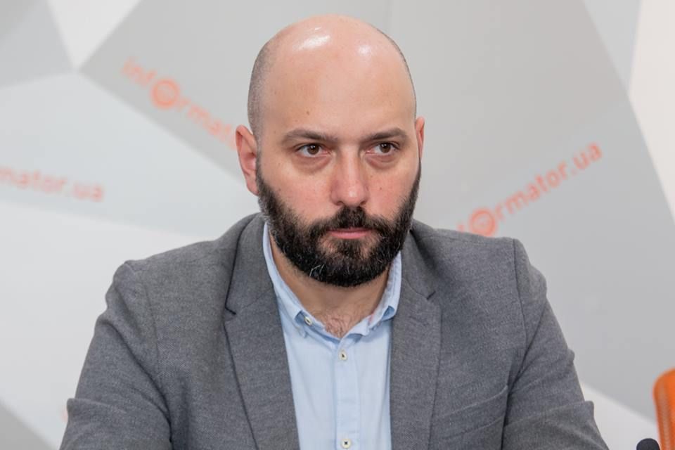 Артем Романюков