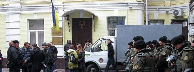 Кто обезопасит работу судов в Украине