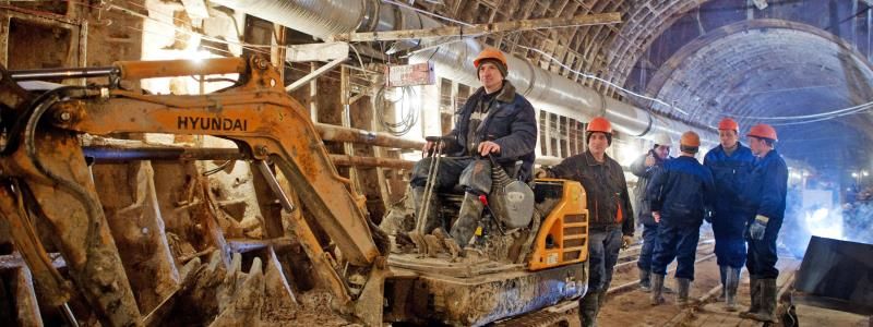 В Киеве может не хватить денег на строительство метро и Подольского моста