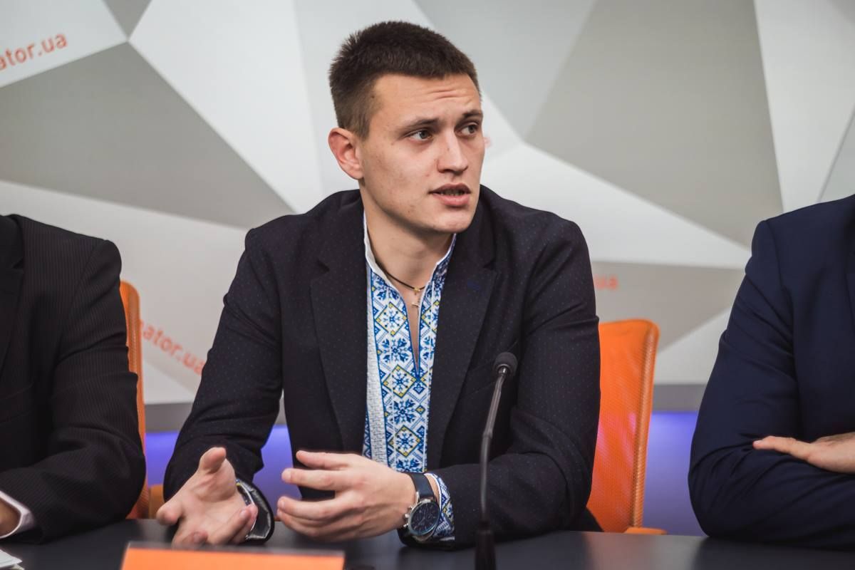 Кирилл Жовтолуп