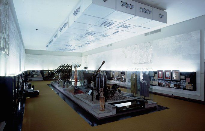 Зал посвященный Второй мировой войне требует переосмысления