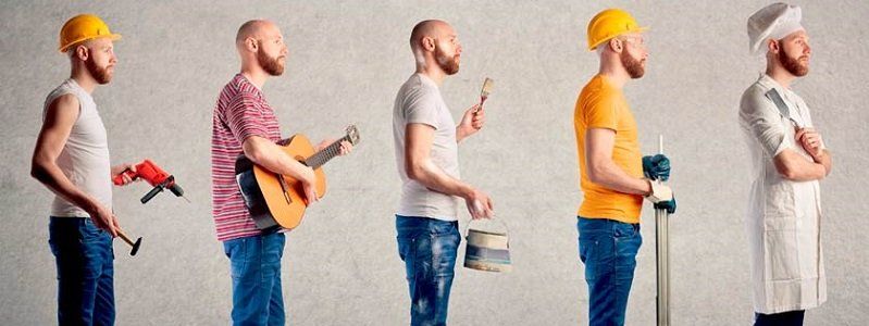 Сколько жителей Украины хотят уехать на работу за границу, и кто там востребован