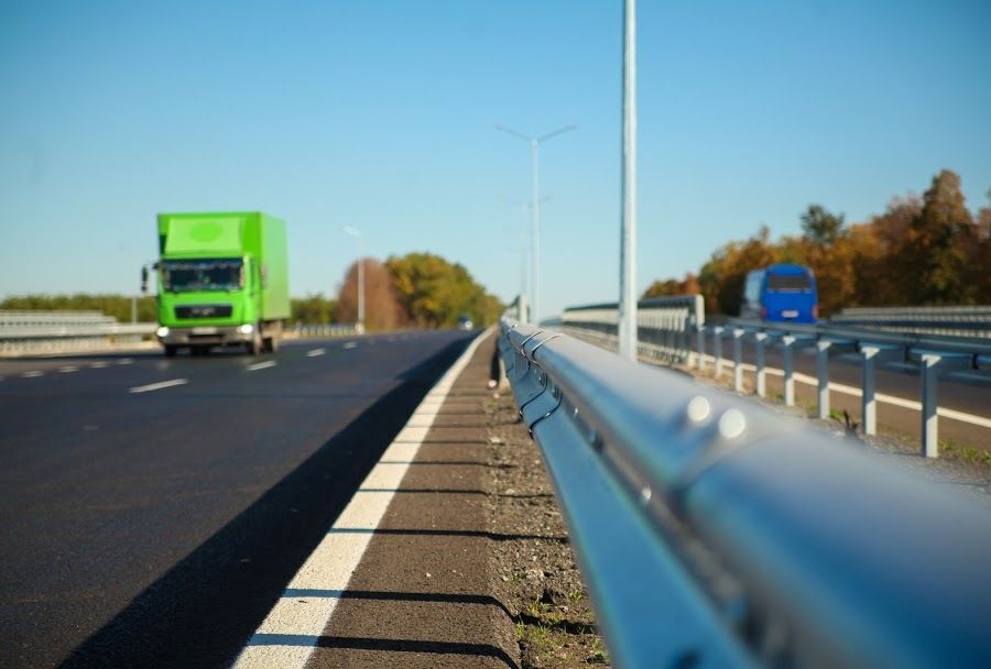 Служба автодорог Днепропетровской области займется ямочным ремонтом – на капремонты денег пока нет 3