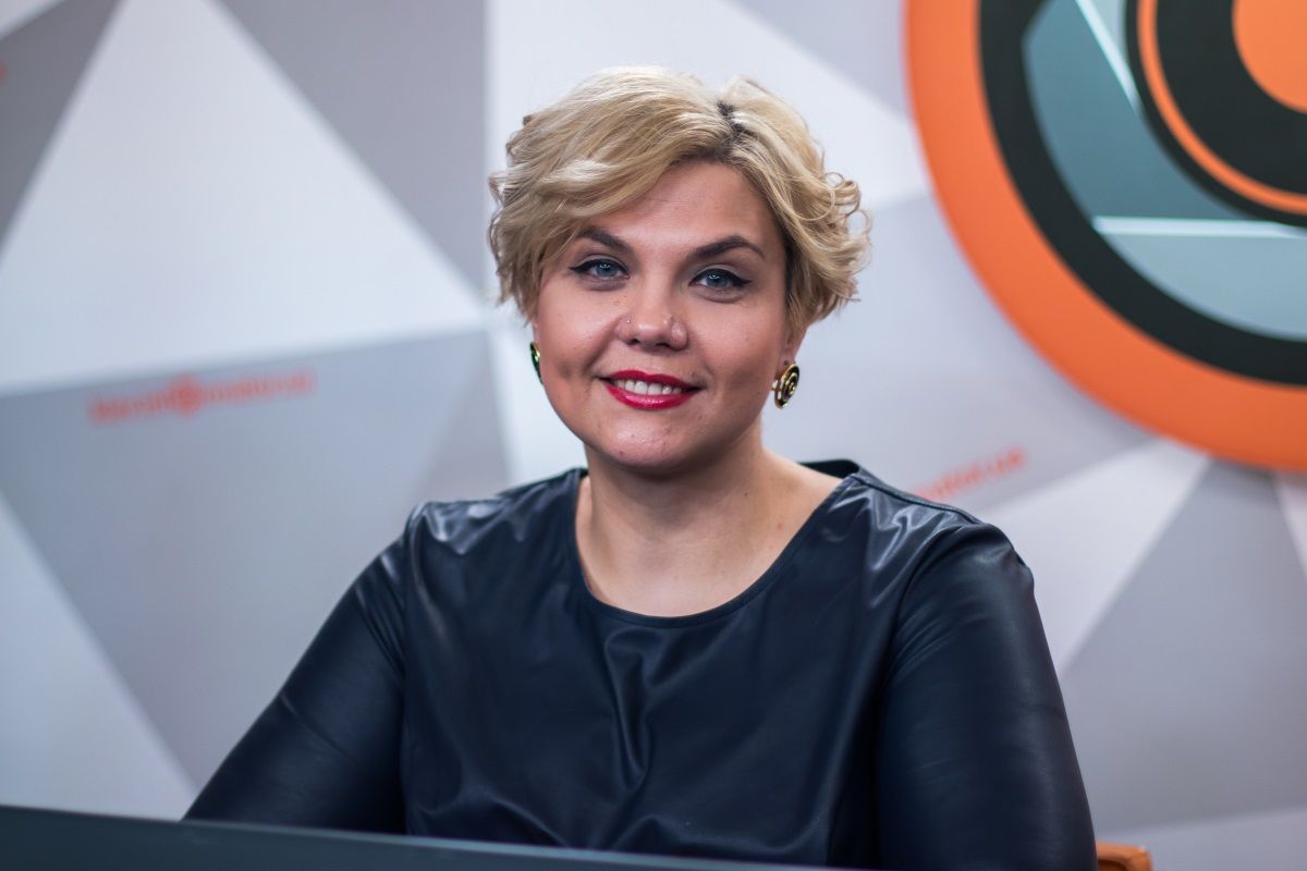 Александра Решмедилова