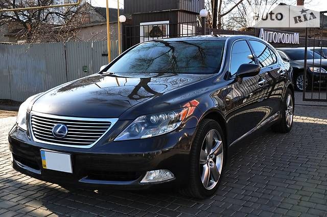 Авторейтинг кандидатов в президенты Украины: у кого самый крутой автопарк 4