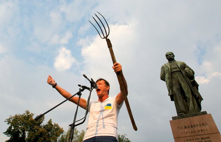 Сотни картин, вещи императоров и раритетные авто: каким антиквариатом владеют кандидаты в президенты Украины 9