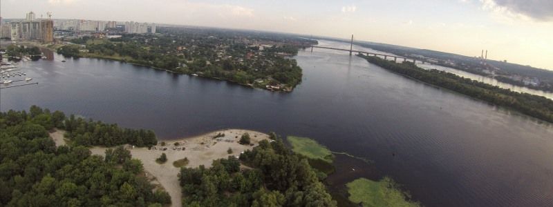 Где в Киеве сделают парк с экодорожкой и зоной для выгула собак