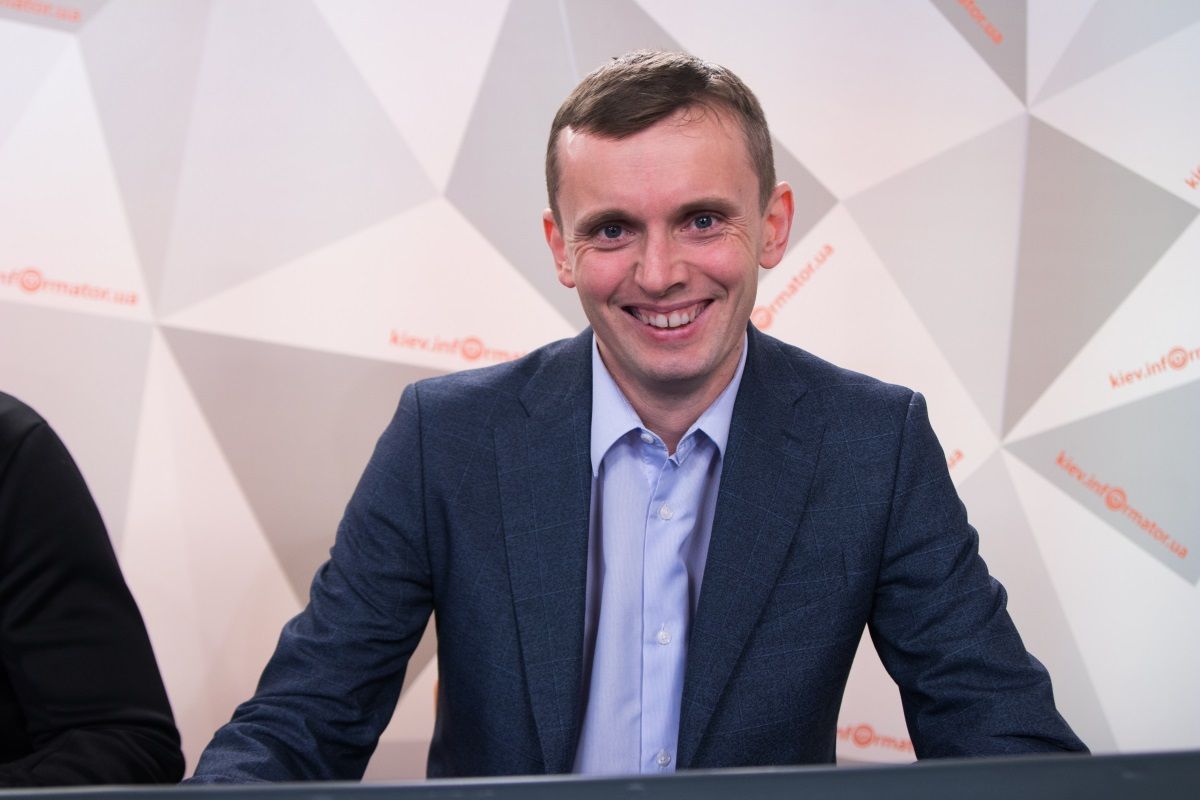 Руслан Бортник